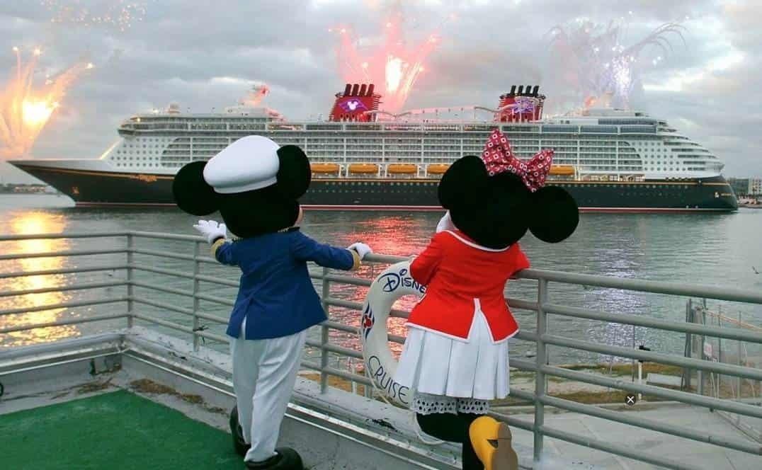 Cruceros de Disney pedirán vacuna covid-19 a mayores de 5 años