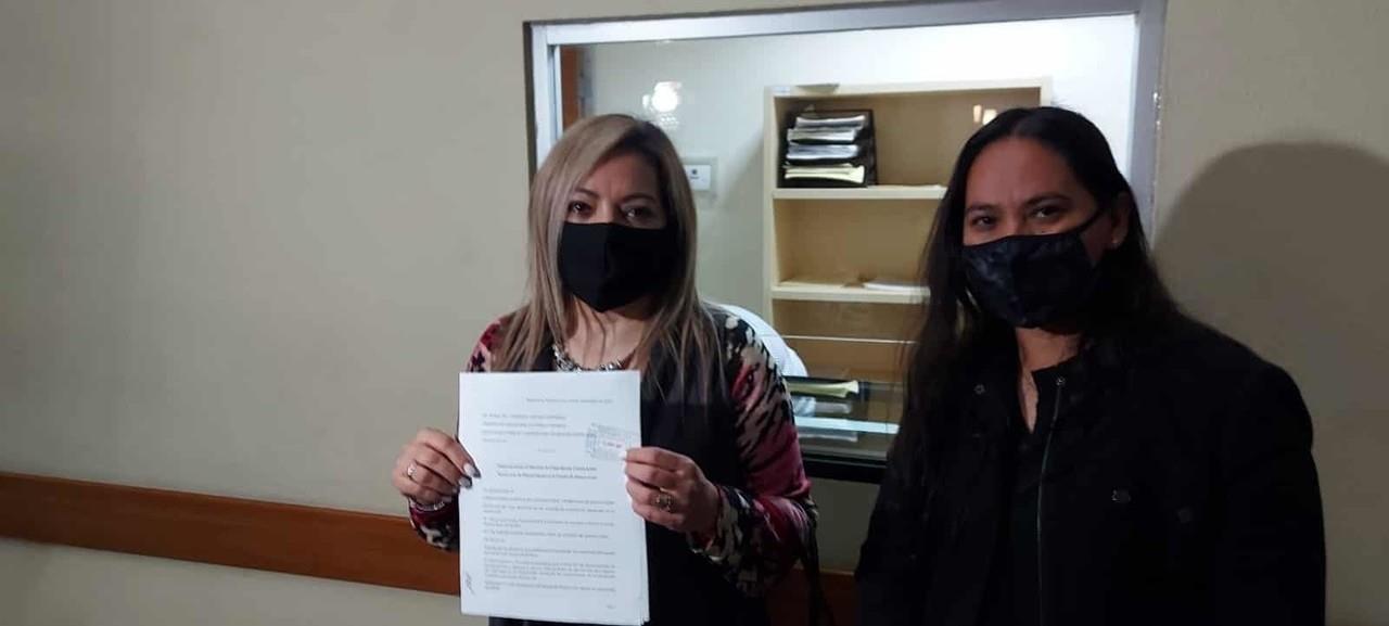 Carecen escuelas de Internet para clases híbridas