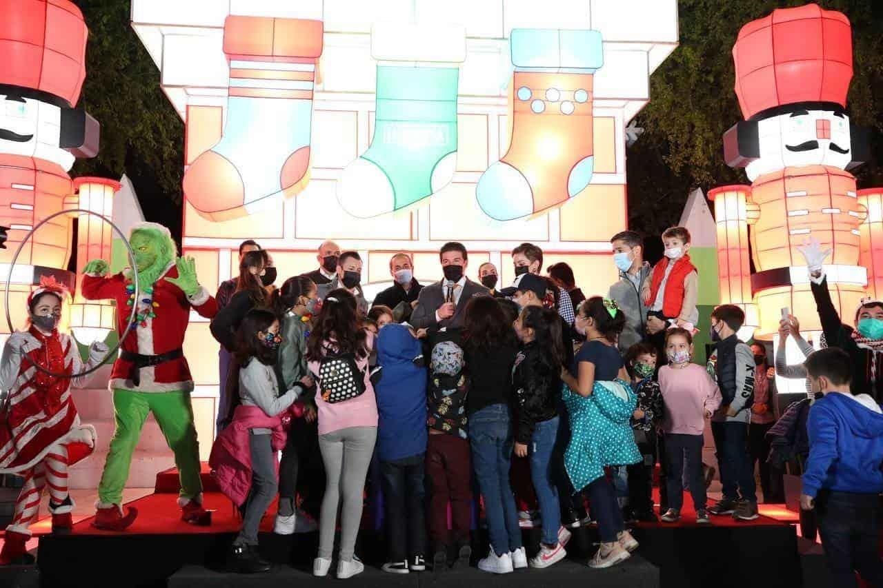 Llega “Navidad en el Espacio a Nuevo León”; inauguran Luztopía 2021