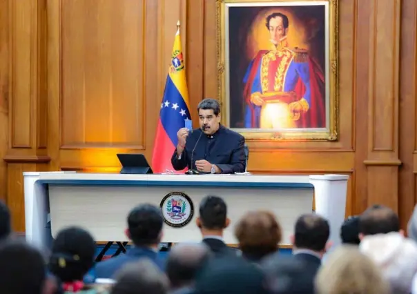 Maduro llama a los candidatos a respetar resultados de elecciones