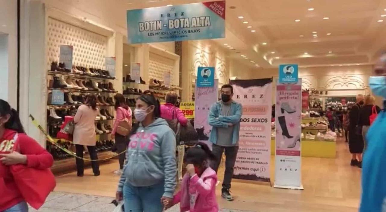 Anticipan regios compras navideñas