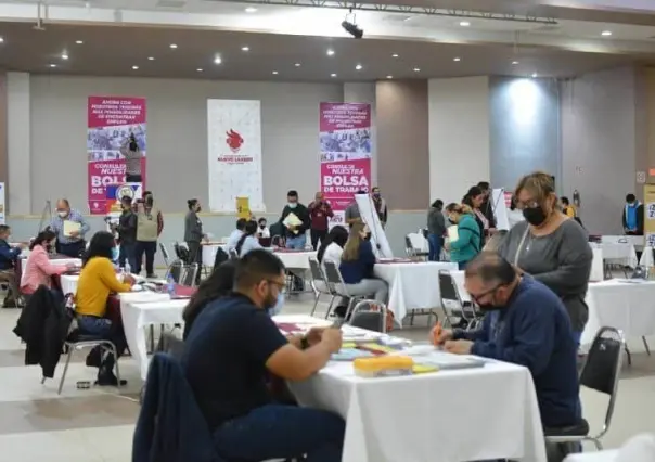 Ofertan más de 700 vacantes en ‘Feria del Empleo’