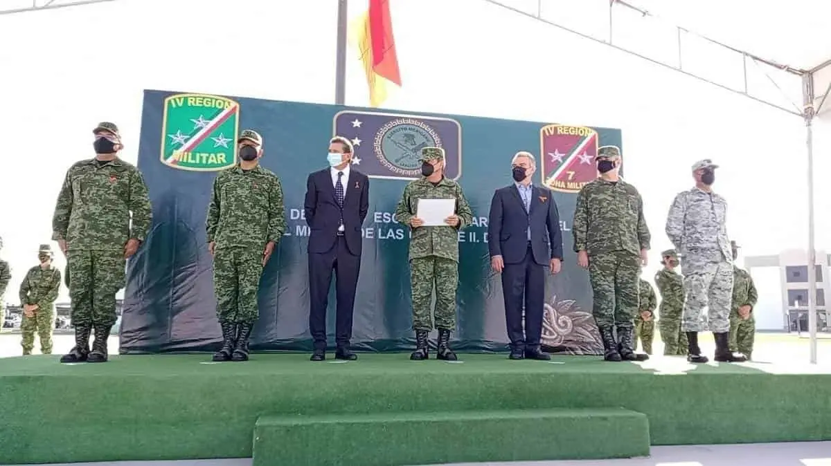 Entregan apoyos escolares a hijos de personal del Ejército Mexicano