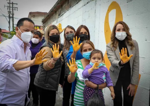 Pintan bardas en Guadalupe con mensajes contra violencia de género