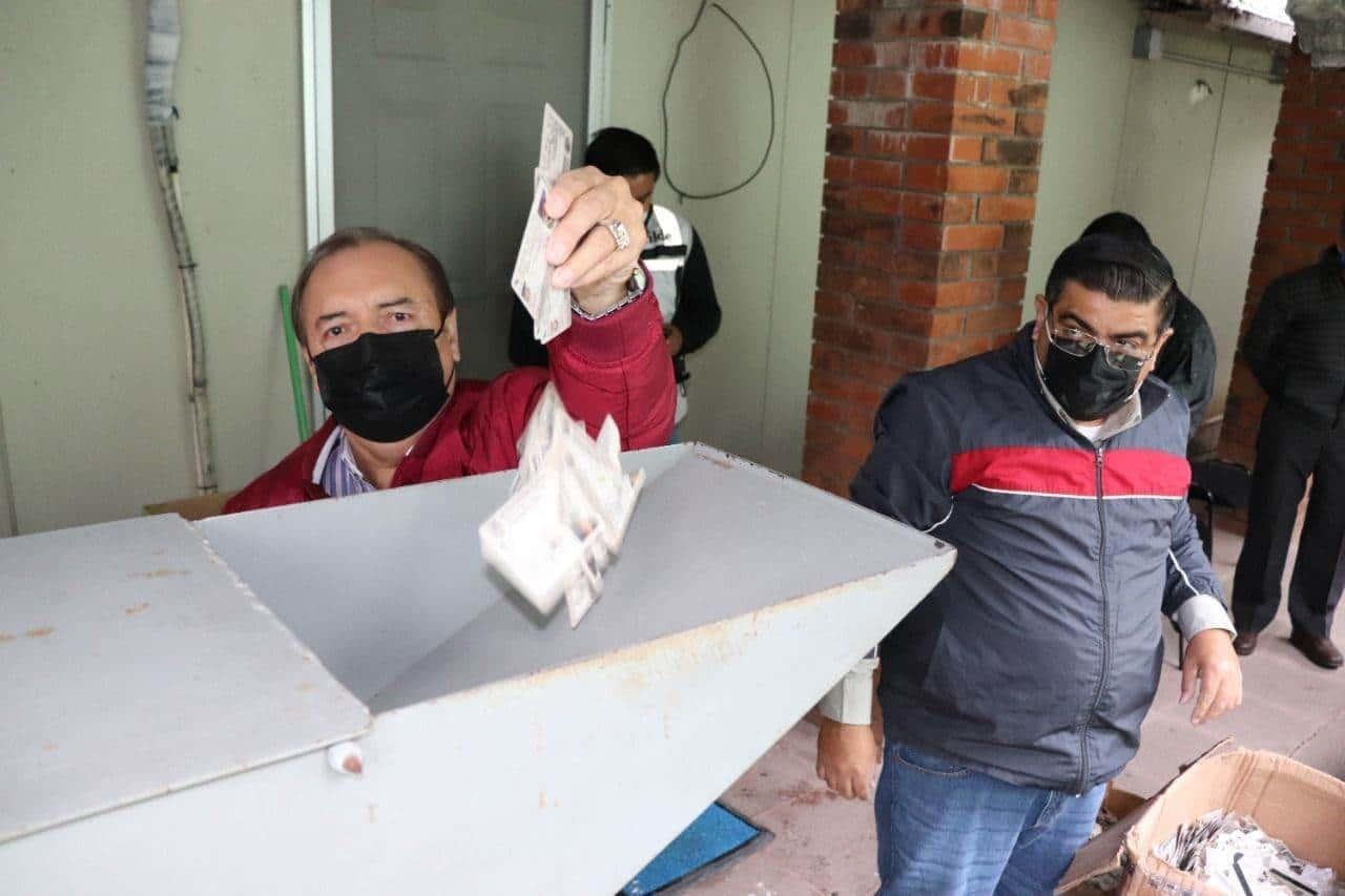 Destruyen credenciales de elector vencidas