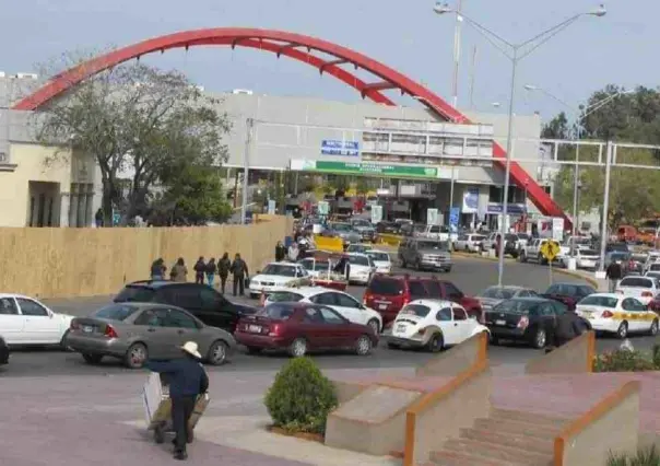 Largas filas en puentes de Matamoros por Black Friday