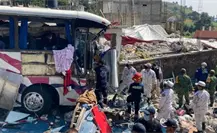 Se eleva a 22 la cifra de muertos por choque de autobús en el Edomex