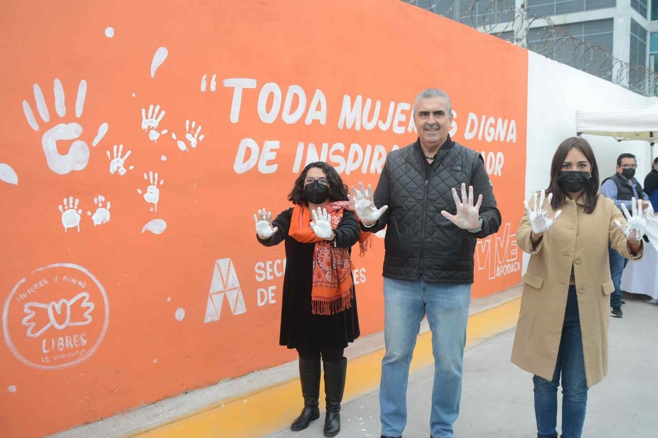 Arranca en Apodaca pinta de “25 bardas por la igualdad”