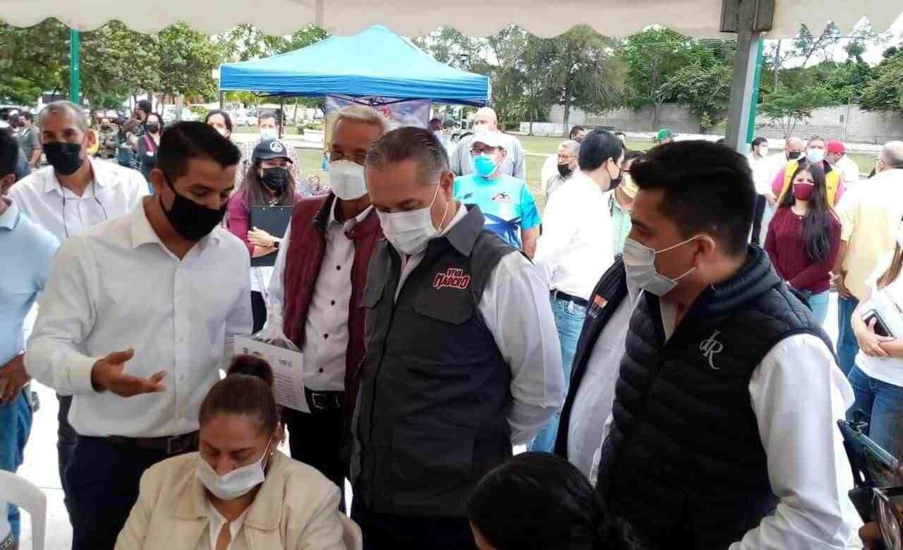 Piden a jóvenes tamaulipecos asistir a vacunarse contra COVID