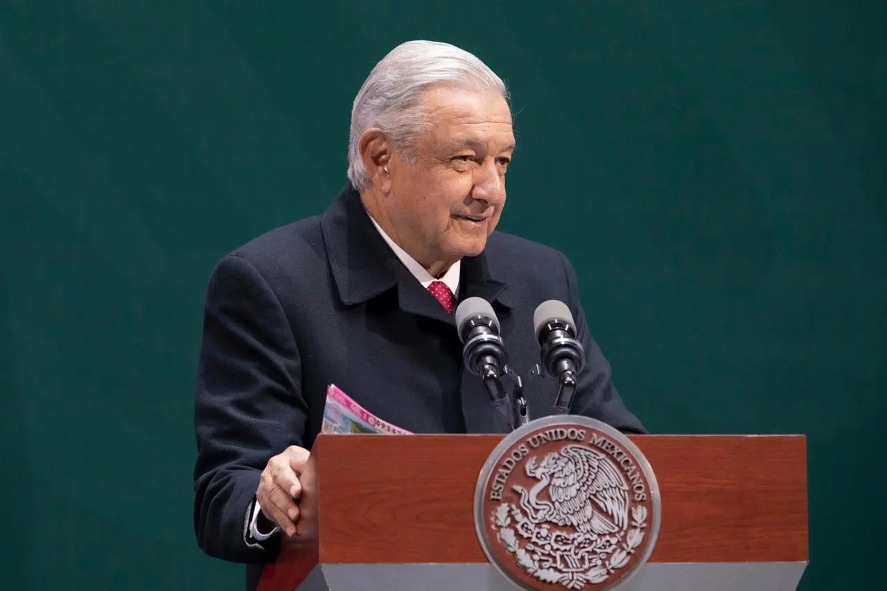 AMLO asegura que nueva variante Ómicron es por falta de vacunas
