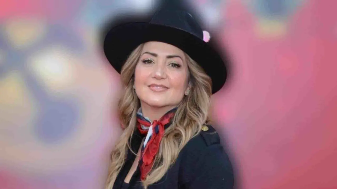 Cerrarán Andrea Legarreta y su familia el año con trabajo