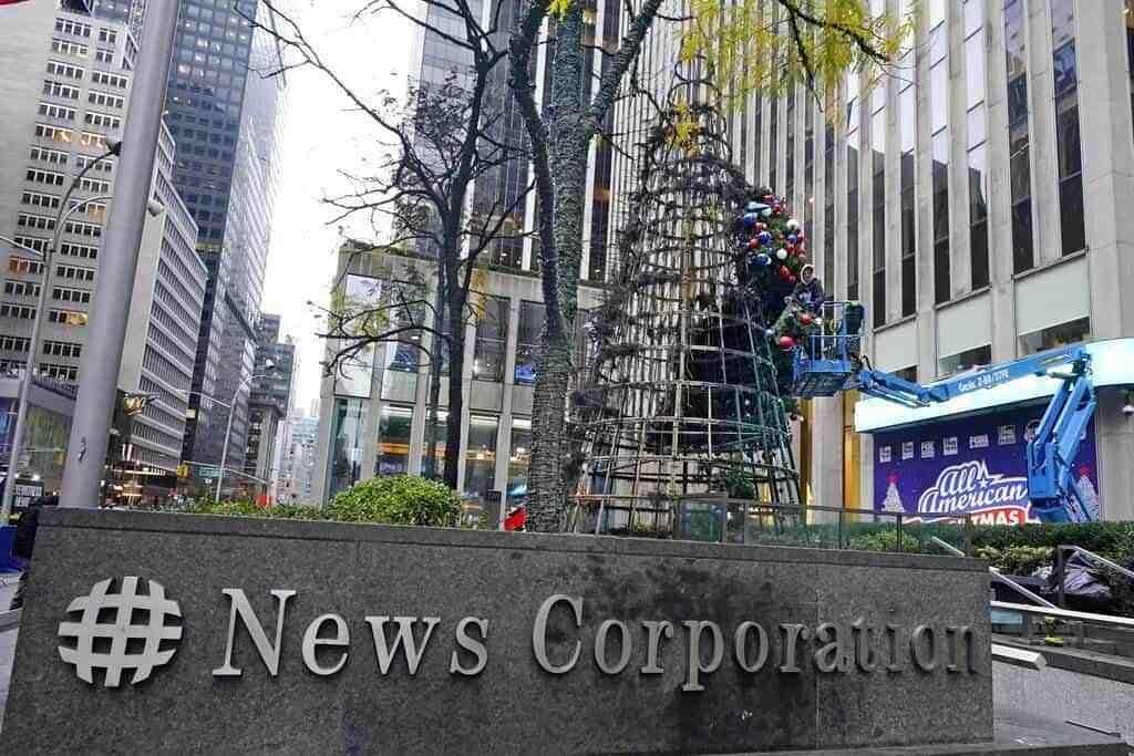 ¡Un Grinch real! Incendia hombre pino de Navidad de Fox News