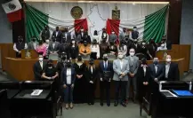 Entrega Congreso reconocimiento a Fuerza Regia
