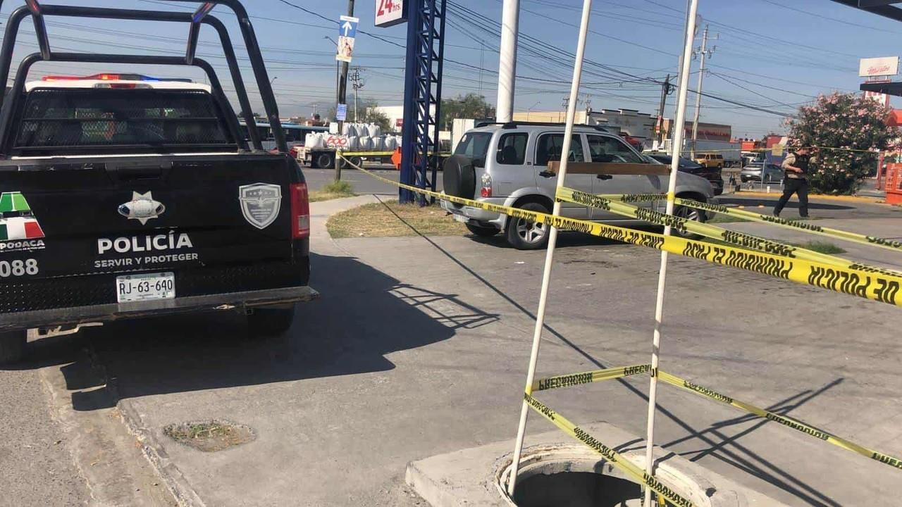 Intentan despojar a hombre de camioneta, terminan disparándole