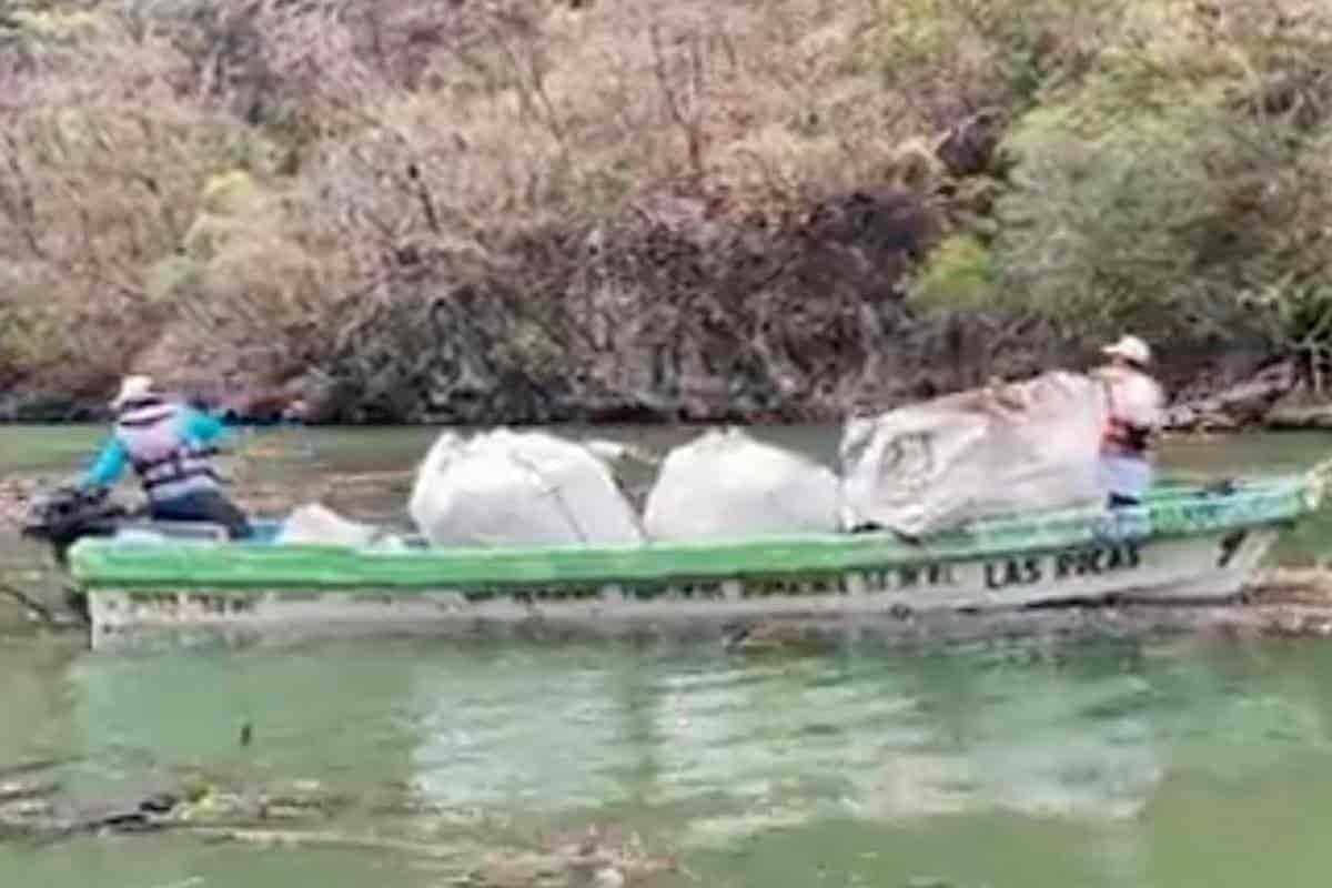 Retiran más de mil 400 metros de basura del Cañón del Sumidero