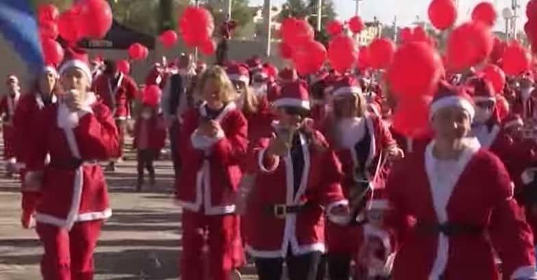 ¡Corren Santas por una buena causa!