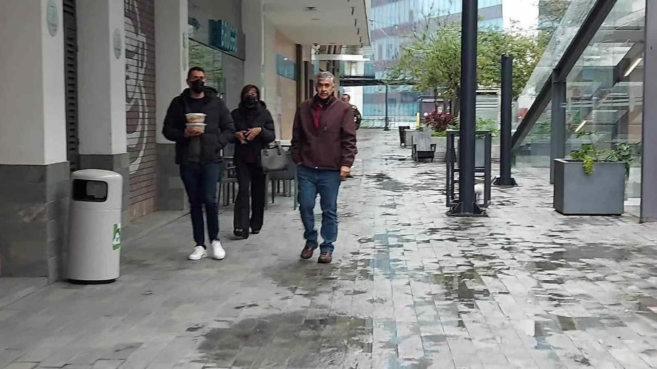 Lluvia y frío en la Metrópoli regia