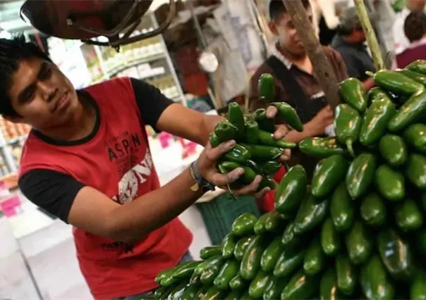 Desacelera inflación 7.45% en primera quincena de diciembre: INEGI