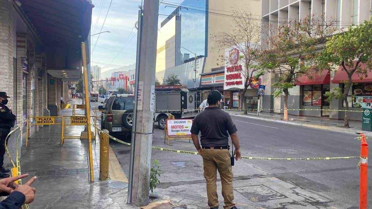 ¡En medio de compras navideñas! Ejecutan a hombre en centro de Monterrey