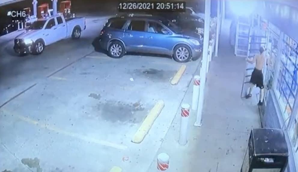 Balacera deja 3 muertos en Dallas