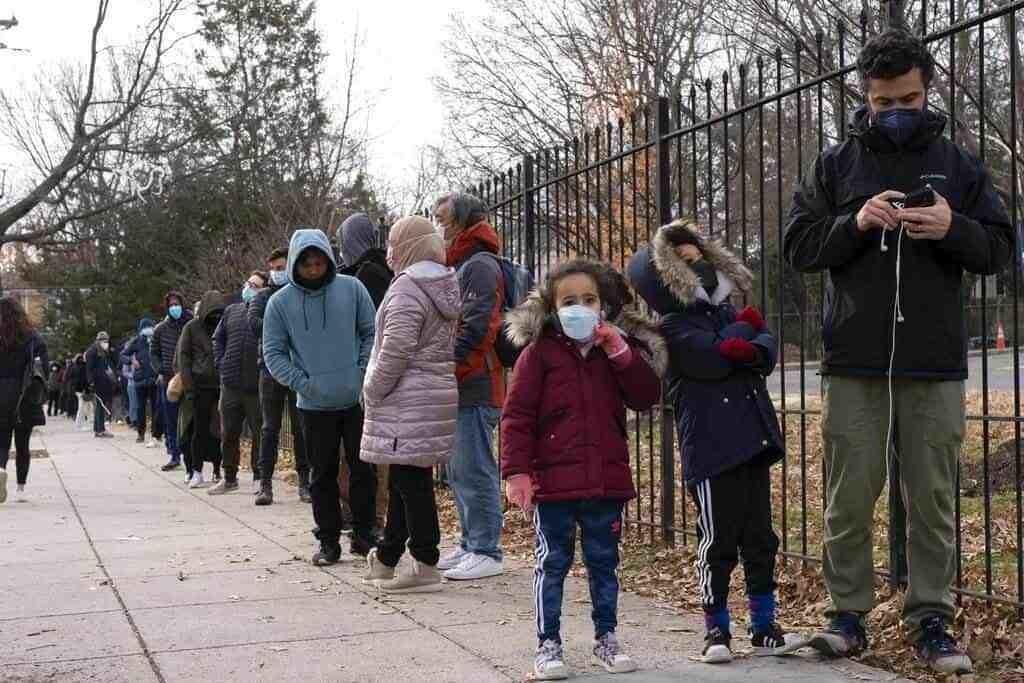 ¡Ojo con los niños! Ómicron causa hospitalizaciones récord de menores