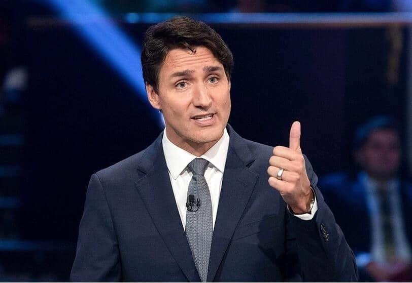 Condena Trudeau fiesta de influencers en vuelo de Canadá a México