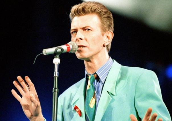¡David Bowie por siempre! Recuerdan fans al cantante en su cumpleaños 75