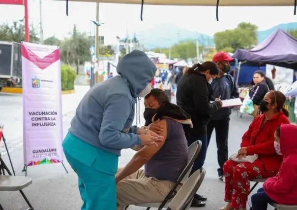 Lleva Guadalupe vacunas contra la Influenza hasta los mercaditos