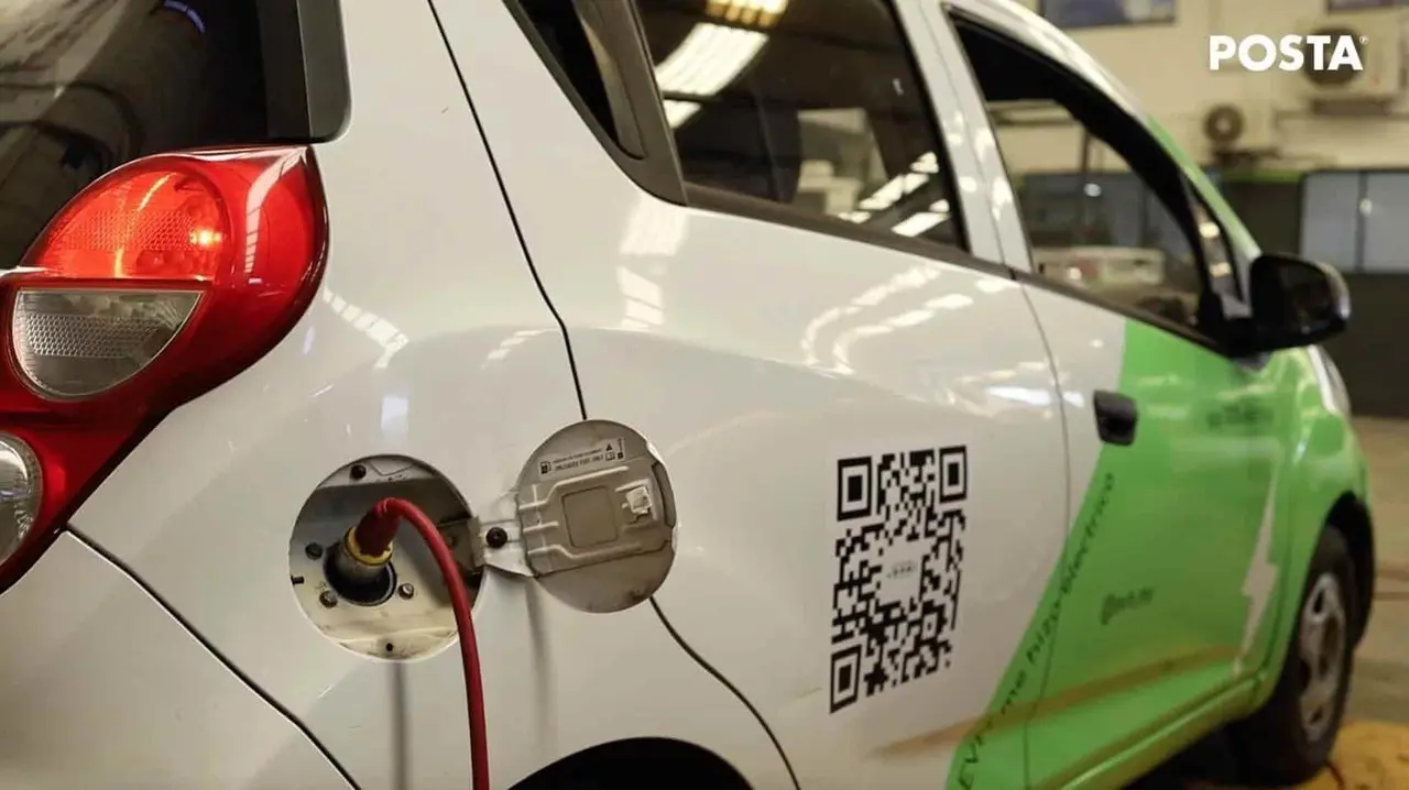 ¡Convierte autos de gasolina a eléctricos!