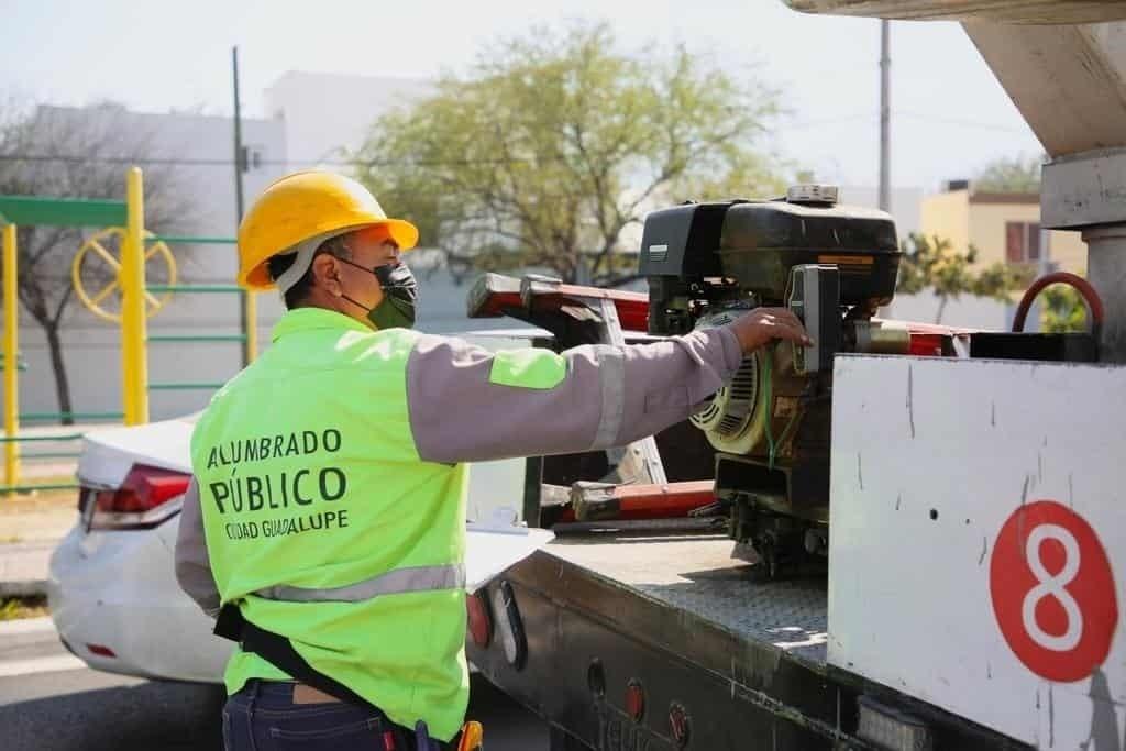 Brillará Guadalupe con mantenimiento a luminarias