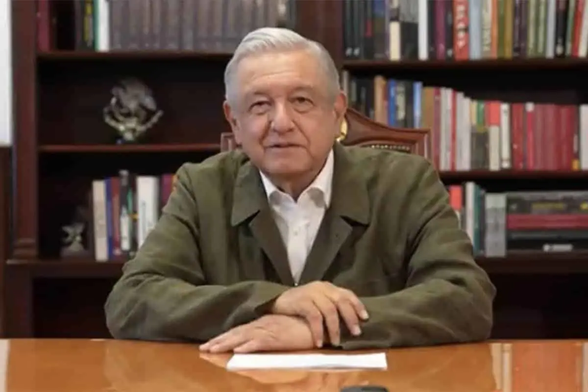 VIDEO: Sale AMLO de hospital y asegura que tiene un testamento político