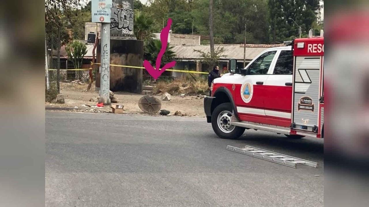 ¡Se salva por un hueso! Encierran a hombre bajo alcantarilla en Guadalajara
