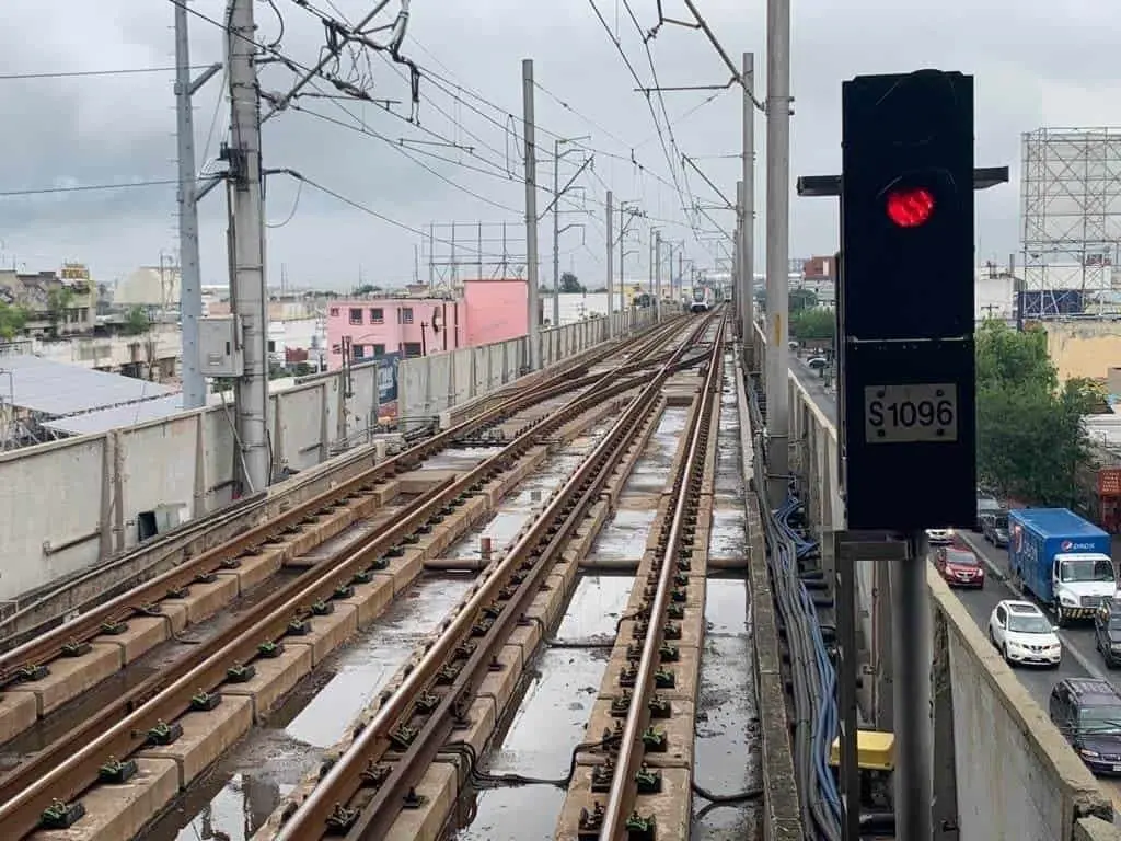 Reabren estaciones de Metrorrey luego de 13 horas de labores de reparación