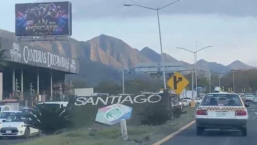 ¡Alto total! Reportan filas kilométricas en Carretera Nacional