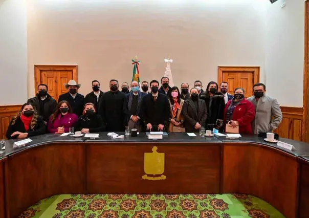 No hay colores, ni partidos, es equipo Nuevo León: Samuel y diputados