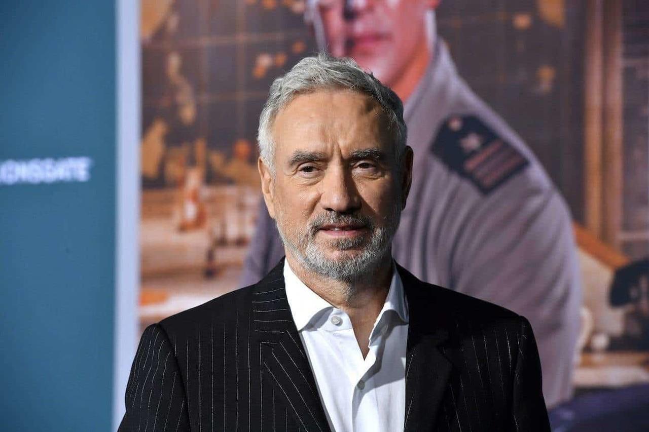 Crítica Roland Emmerich filmes de superhéroes y Star Wars