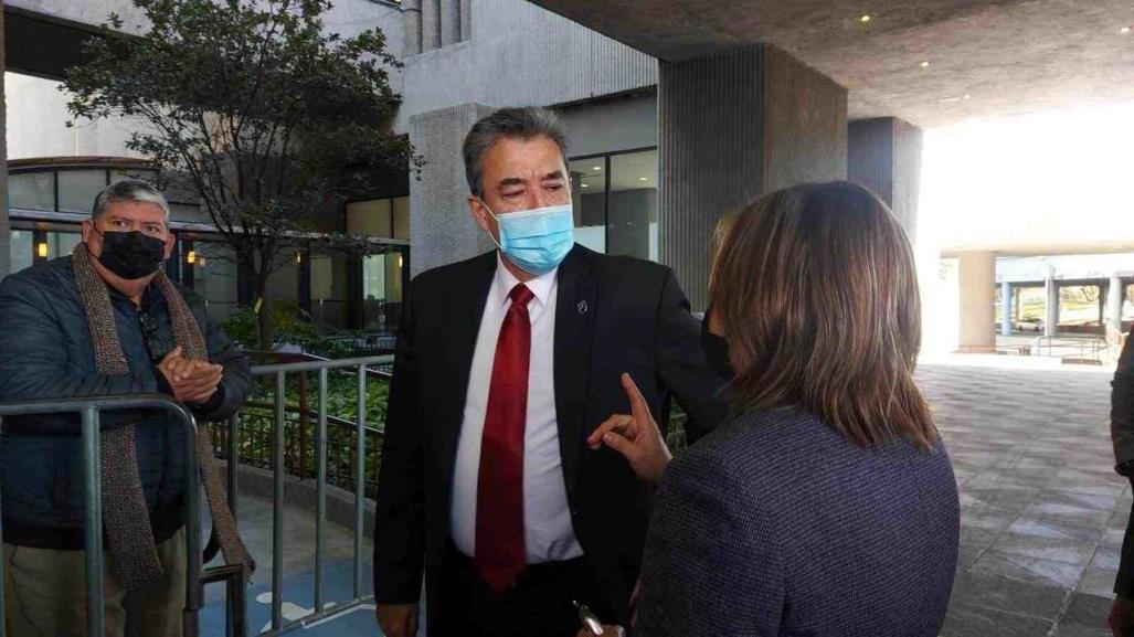 Llega Hernán Villarreal a comparecer a Congreso de Nuevo León