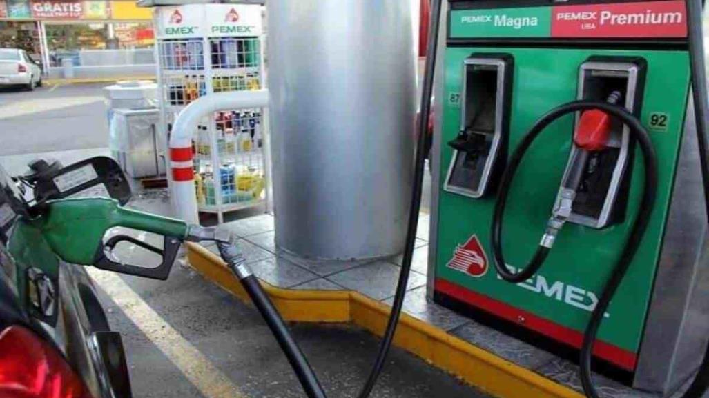 Crisis económica y la cuarta ola de COVID-19 bajan el consumo de gasolina