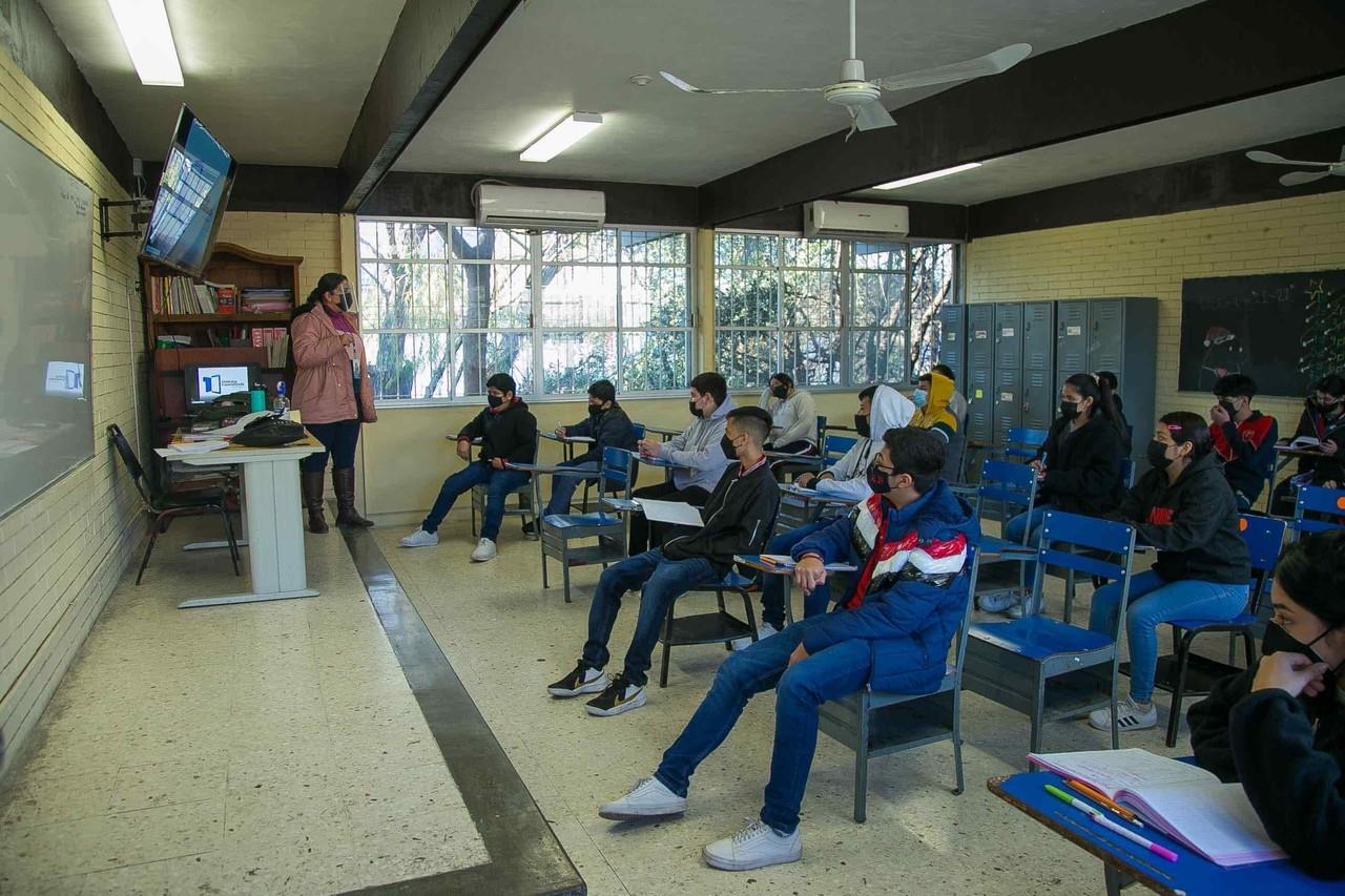 Supervisan autoridades protocolos de salud ante el regreso a clases
