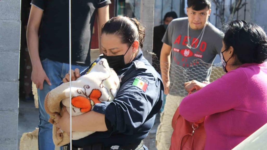 ¡La cigüeña llegó en patrulla! Policías de Escobedo ayudan a mujer en parto