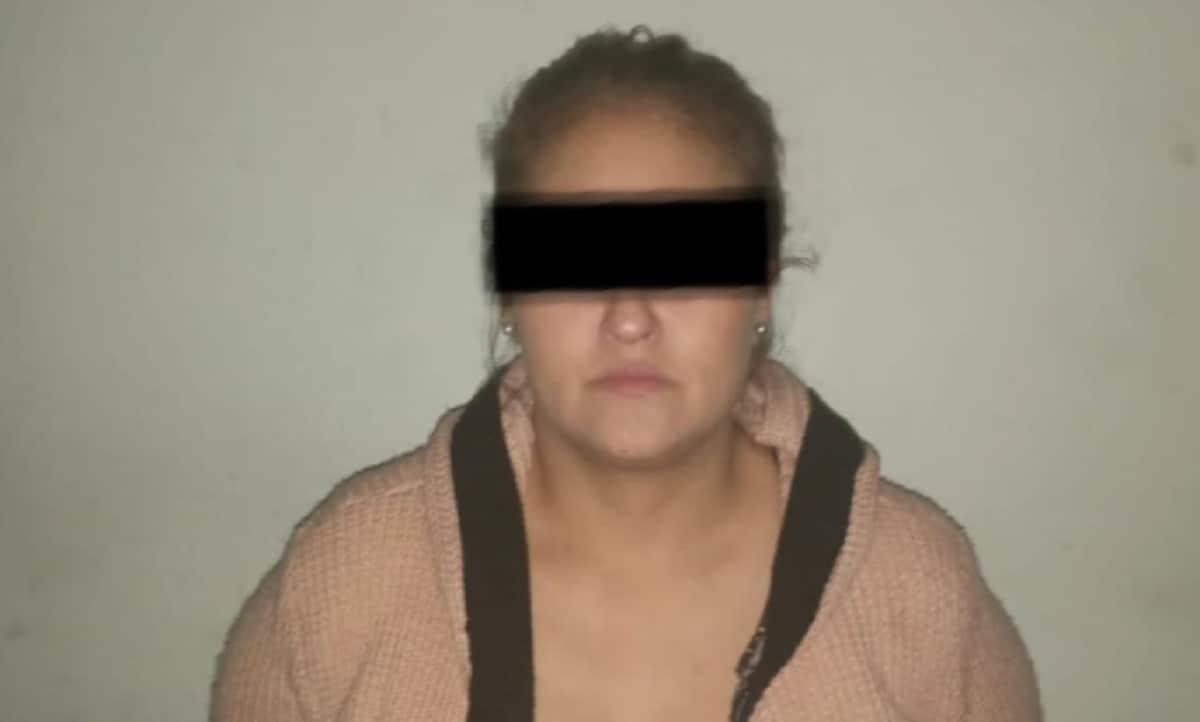 Detiene policía de Guadalupe a mujer en auto robado