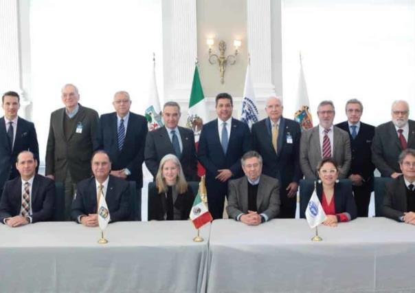 Se reúne Cabeza de Vaca con cónsules honorarios de 47 países