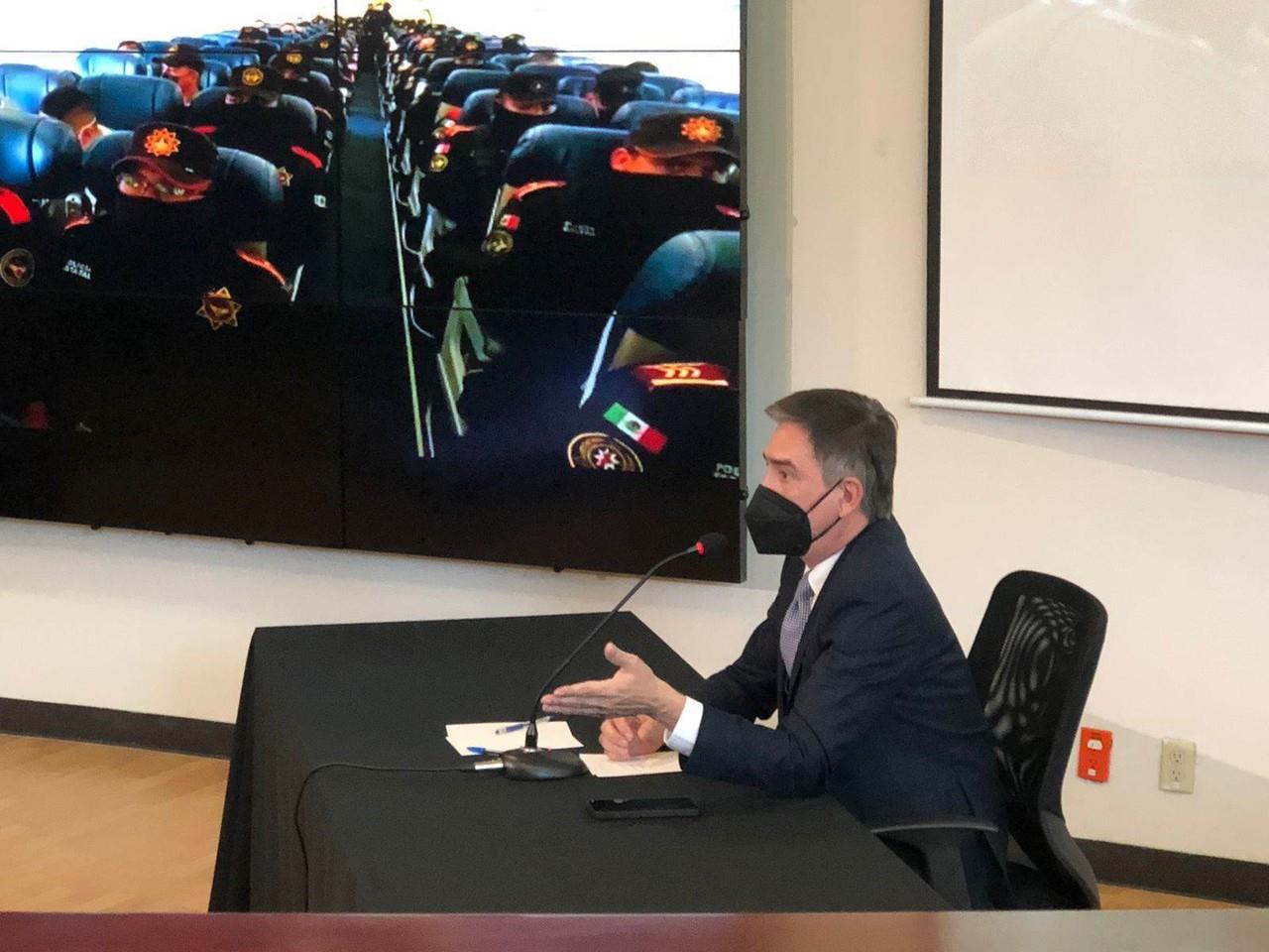 Trasladan 71 reos a penales federales; desmantelan red de extorsión