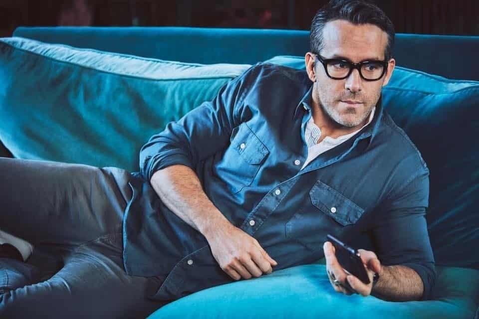 Cumple Ryan Reynolds sueño de fan con cáncer terminal