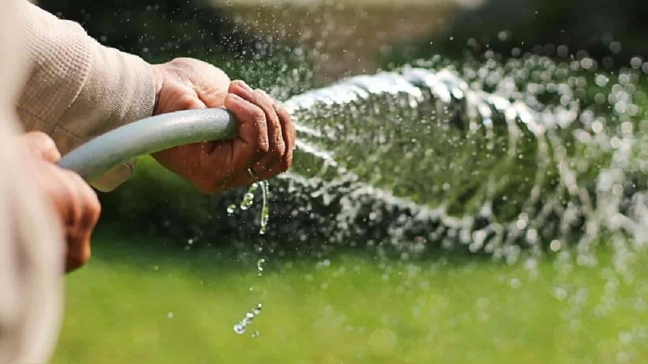 Calor y sequía afectan suministro de agua en 80 colonias de Nuevo León