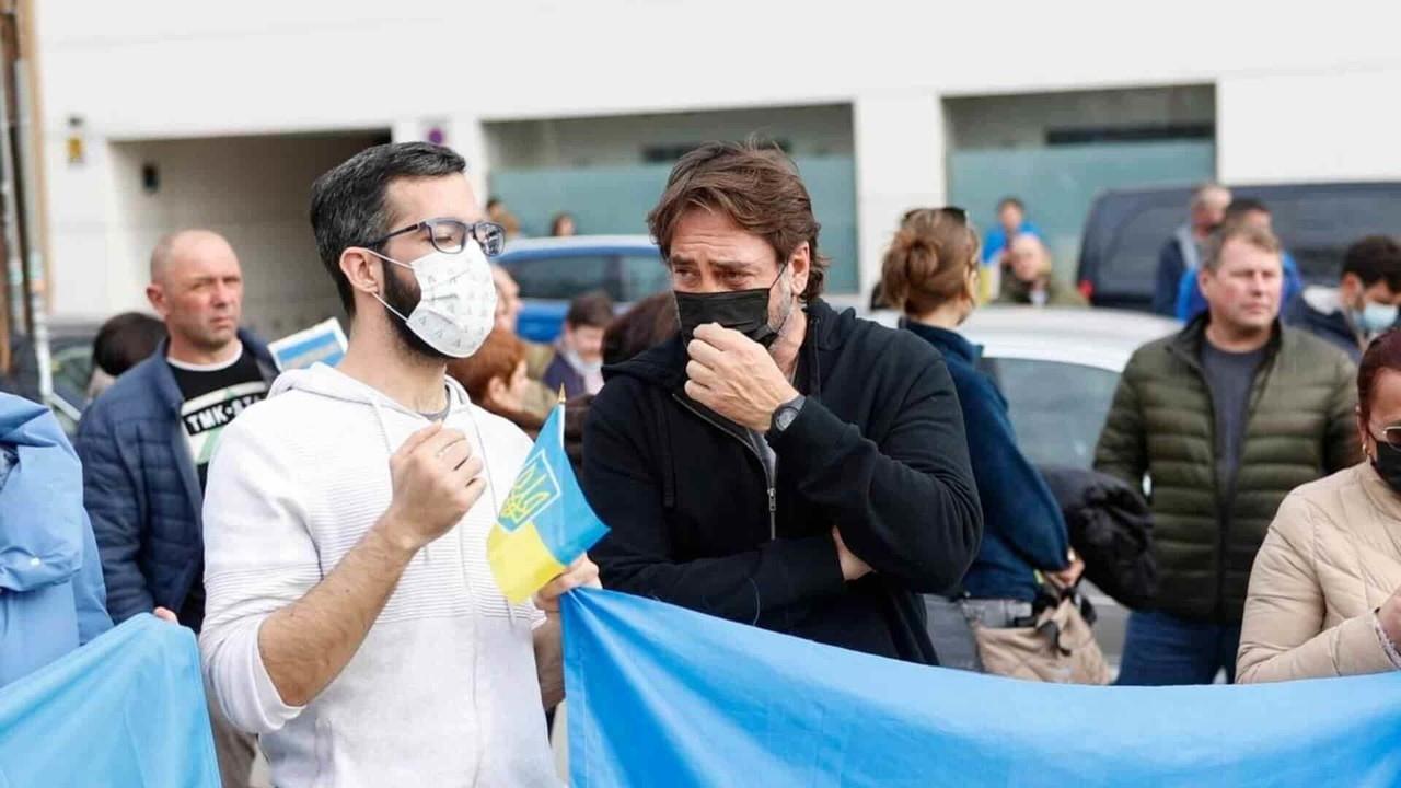Se une Javier Bardem a protestas tras ataque a Ucrania
