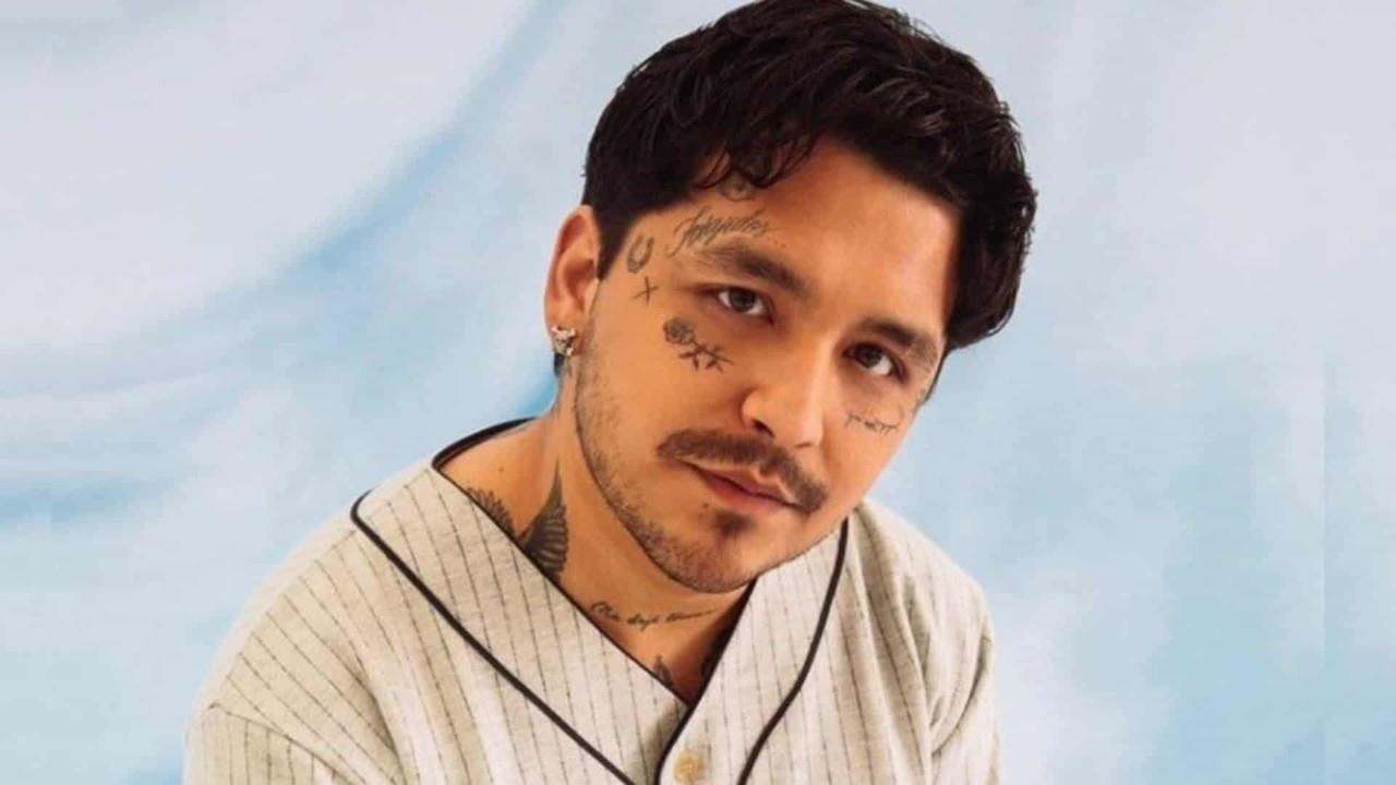 ¿Se borra Christian Nodal otro tatuaje de Belinda?