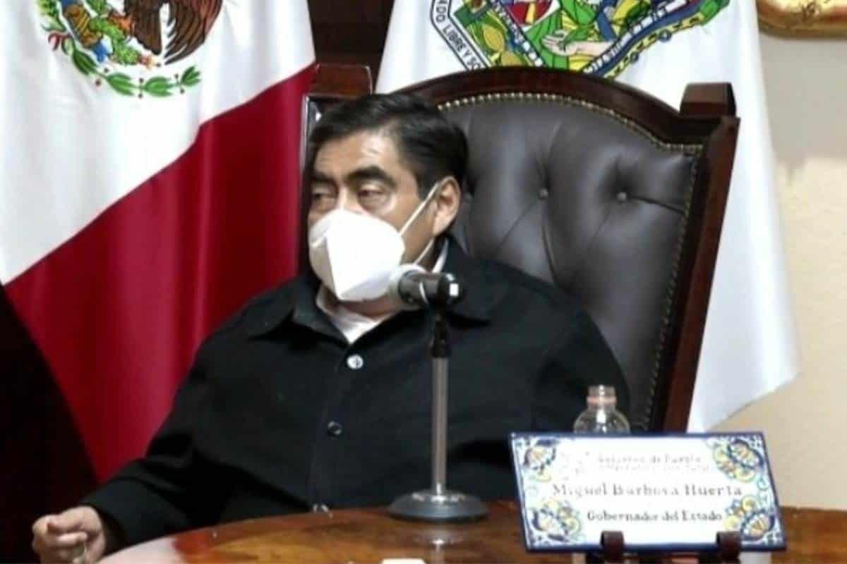 Advierte gobernador de Puebla que no hay manto protector en funcionarios