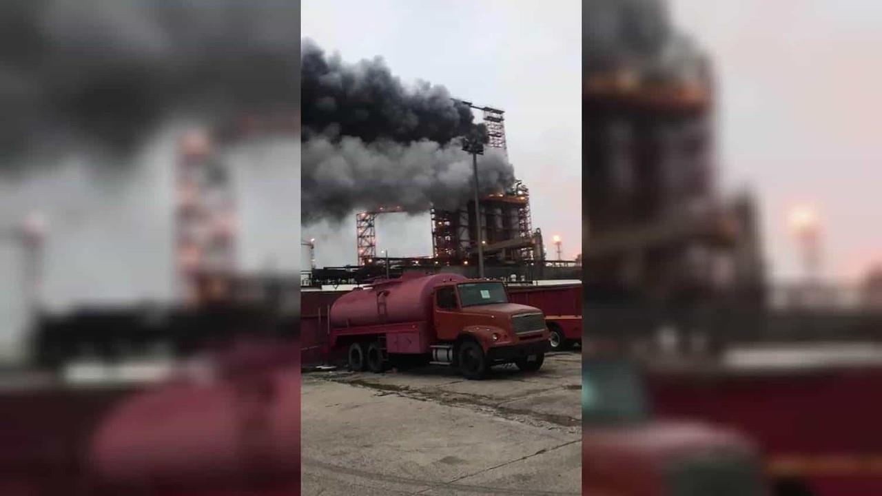 Sobrecalentamiento en refinería ocasiona lluvia de ceniza en Madero