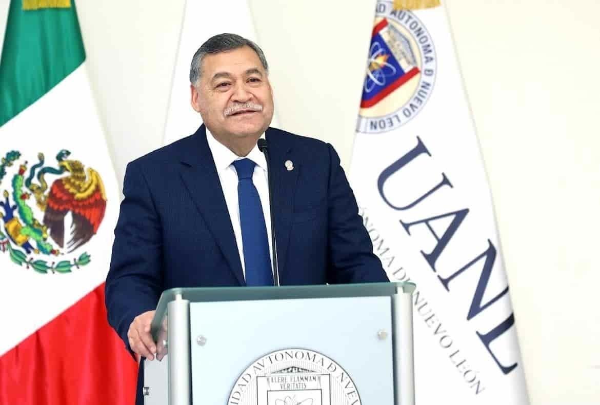 Asume rector de la UANL la presidencia de red estatal de universidades